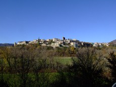 drome romane beaufort gervanne village fortifie