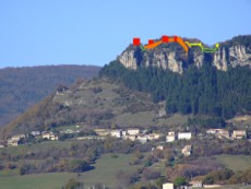 emplacement des vestiges du savel : 
  en rouge les tours, en orange les murailles, en jaune les palissades, en vert les fossés